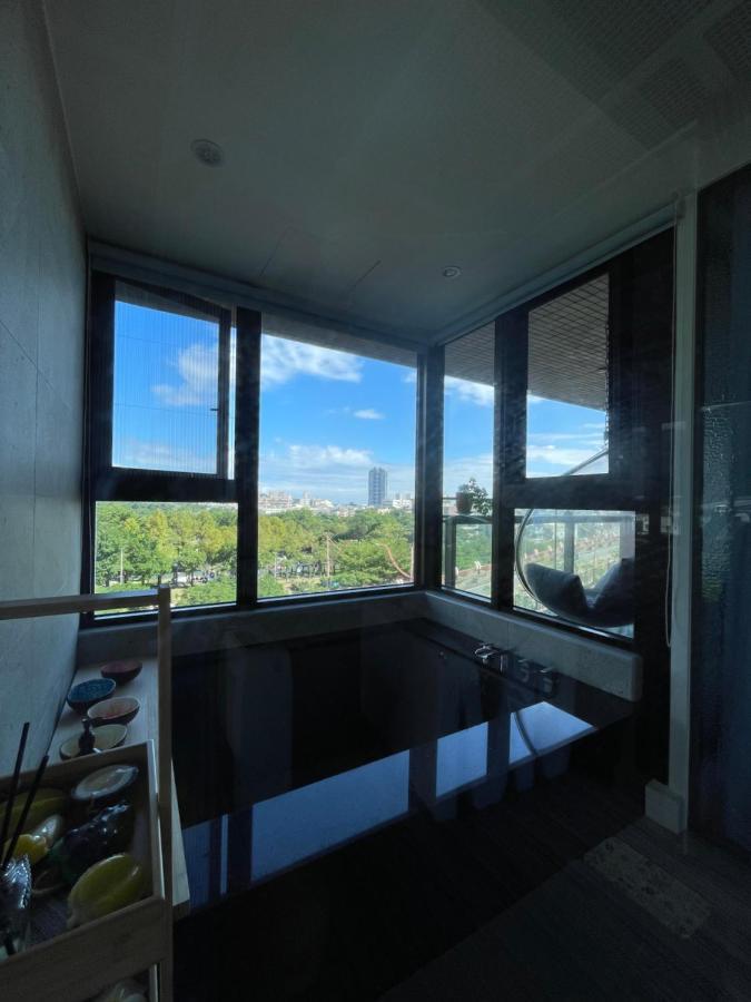 Апартаменты Toucheng Happyhouse頭城黑皮家 附早餐 Экстерьер фото