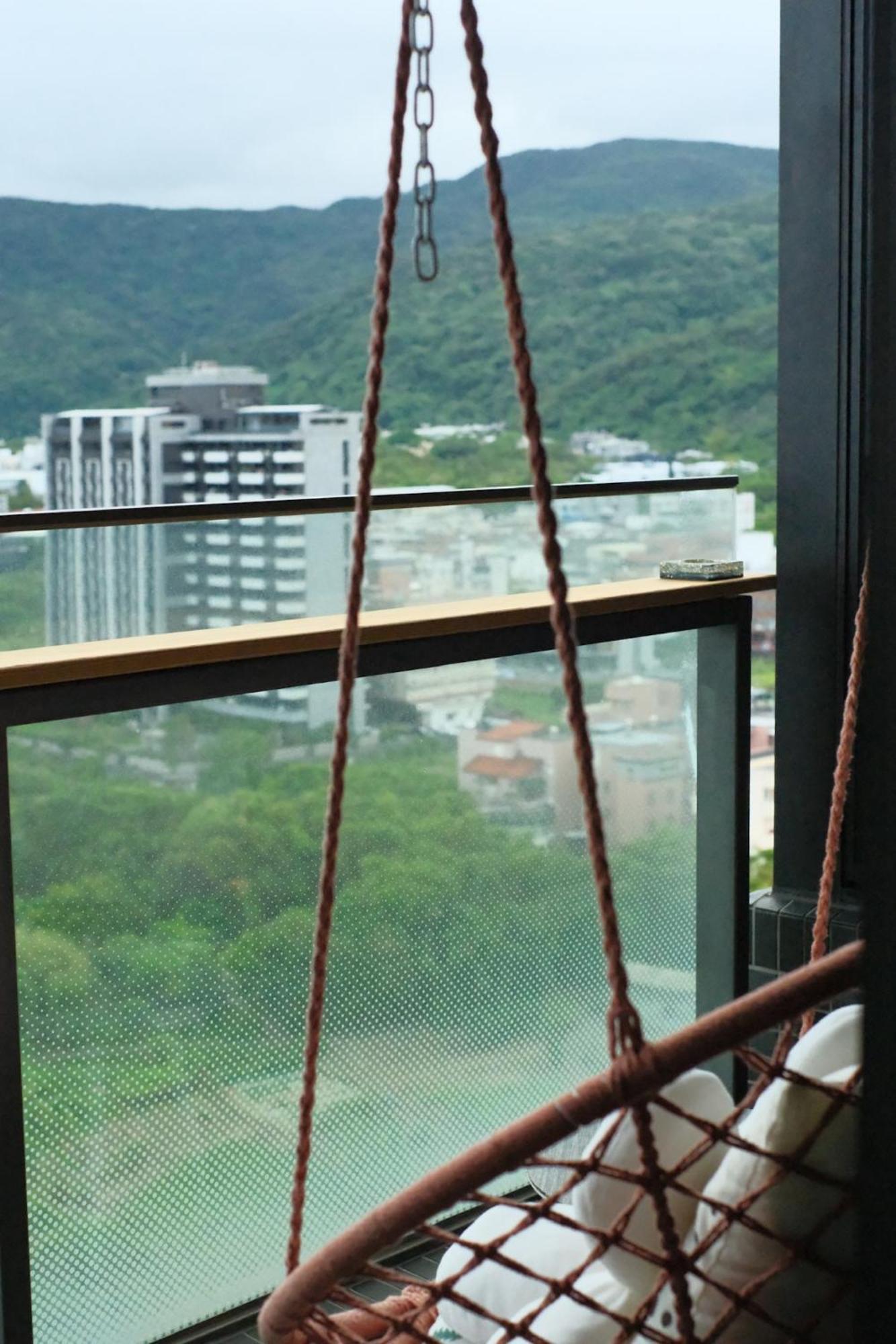 Апартаменты Toucheng Happyhouse頭城黑皮家 附早餐 Экстерьер фото